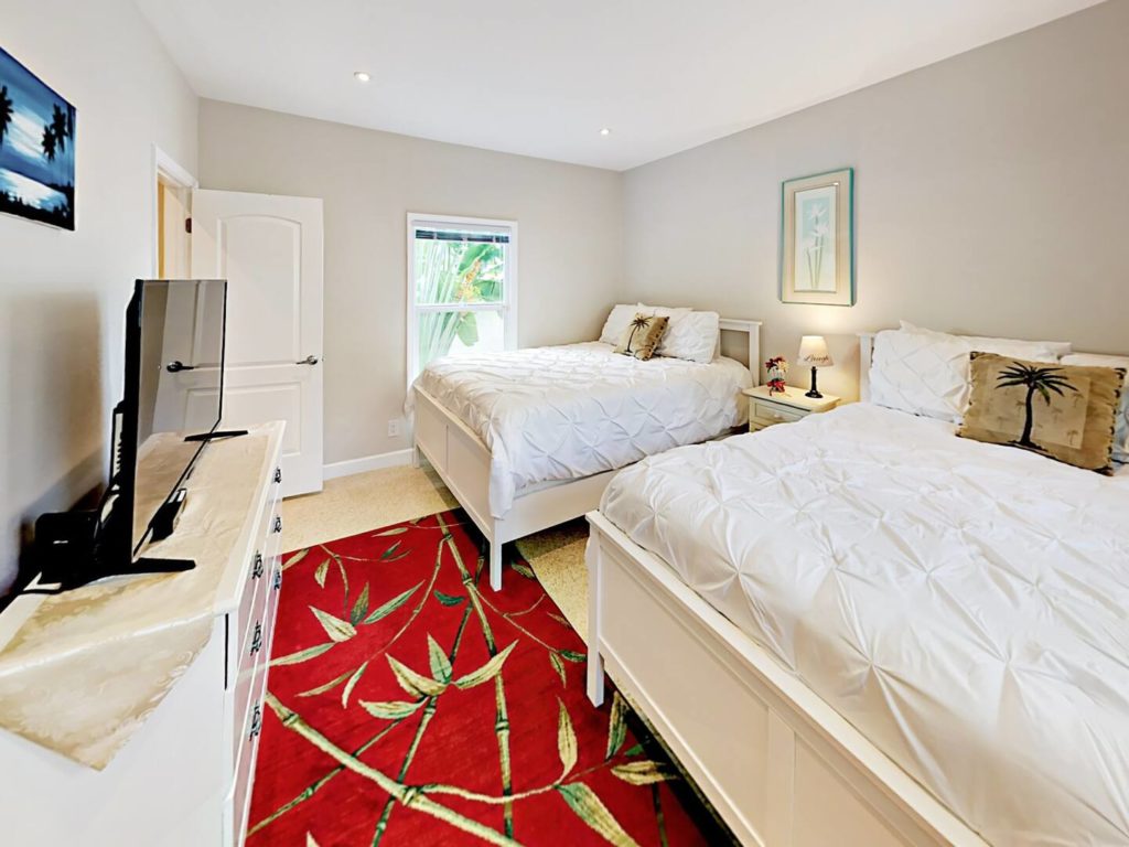 Second Bedroom has private bedroom entrance.