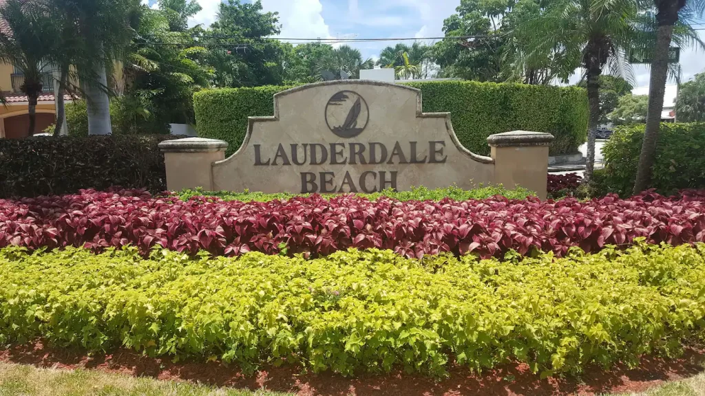Lauderdale Beach community sign